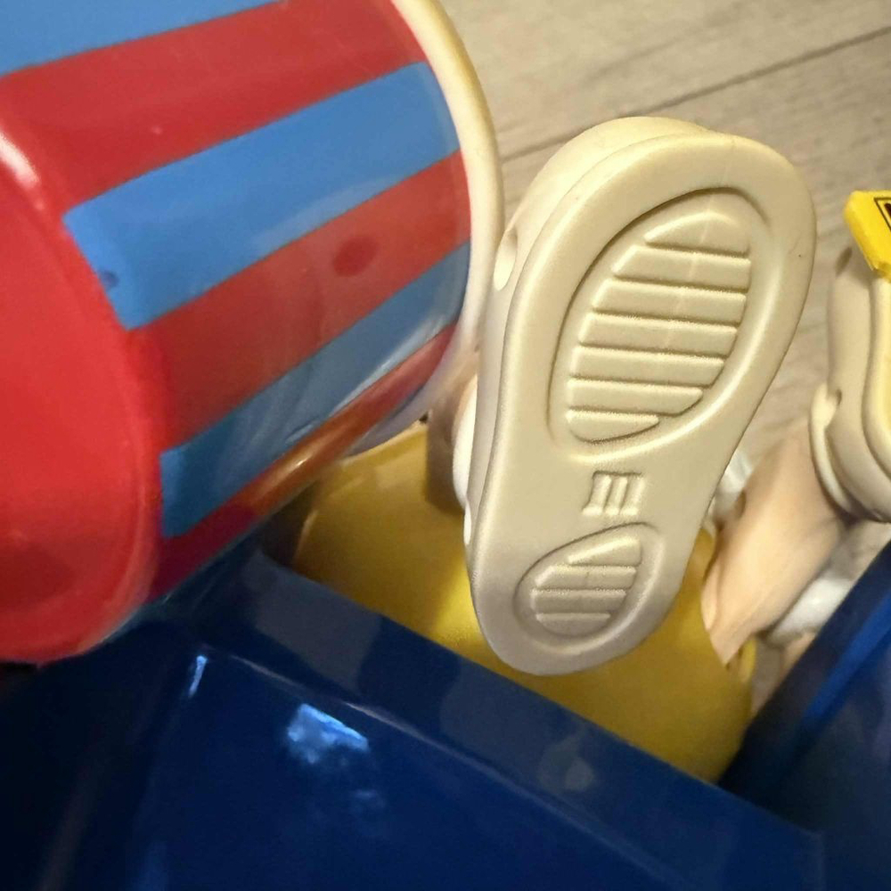 Vintage M&M's Blue Red Yellow Candy Dispenser - Picture 15 of 16